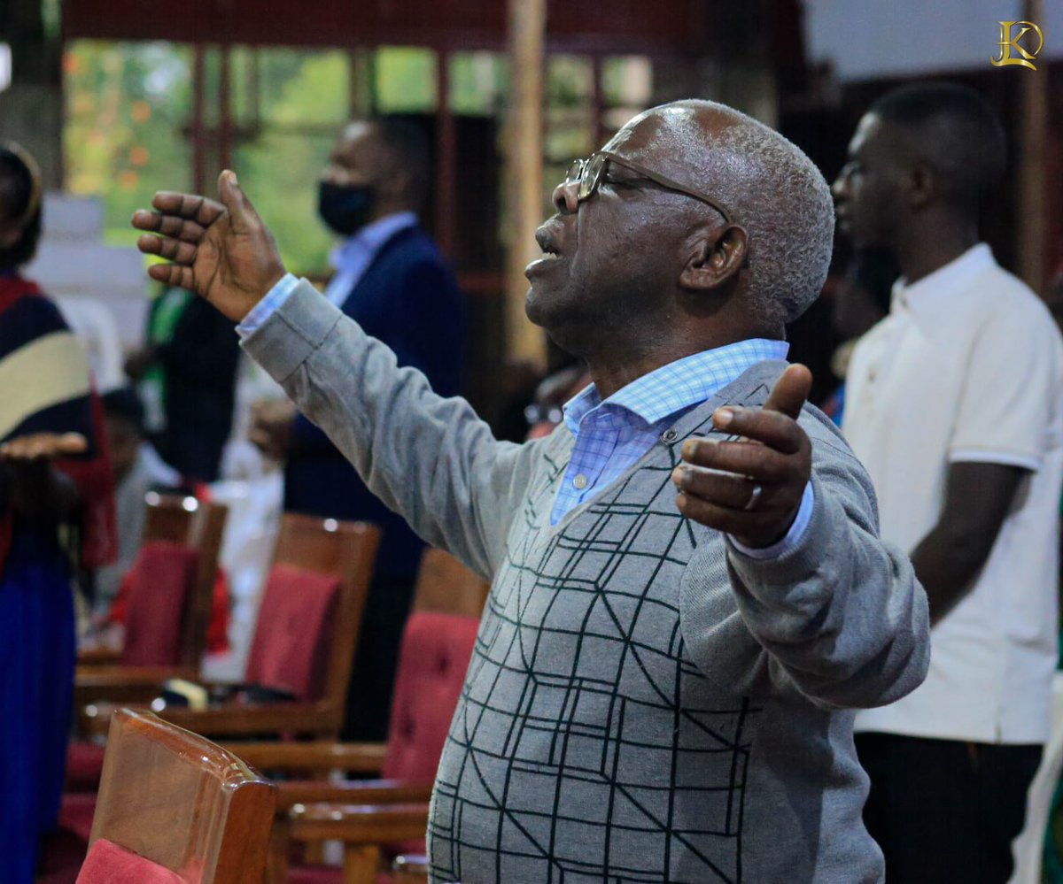 CFCFORTPORTAL's tweet image. &quot;Just like in marriage, you can&apos;t truly understand God the Father until you spend time with Him and break through to a deeper level.&quot; Dr. KL Dickson

We&apos;re Live
youtube.com/live/hxF7g_PPl…

#LIVEStream
#Midweekservice
#CFCFortPortal