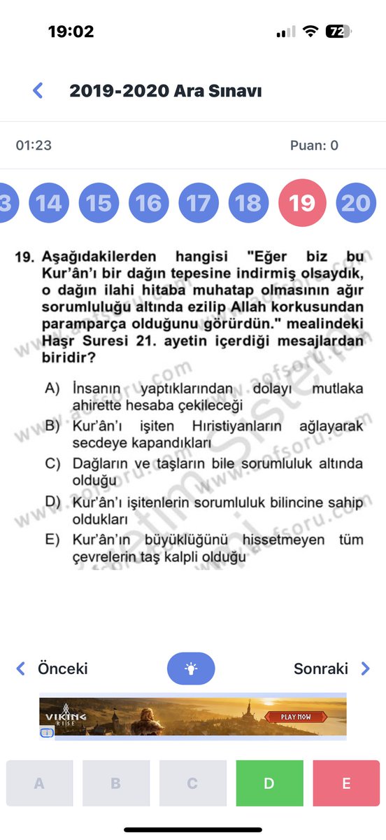 ferdikolik07's tweet photo. @Anadolu_Univ 
Bunu açıklar mısınız?????🤔 🤔 
İkisi de aynı soru fakat farklı şıklar..
Ne yapmaya çalışıyorsunuz??? https://t.co/22qqBMeKoK