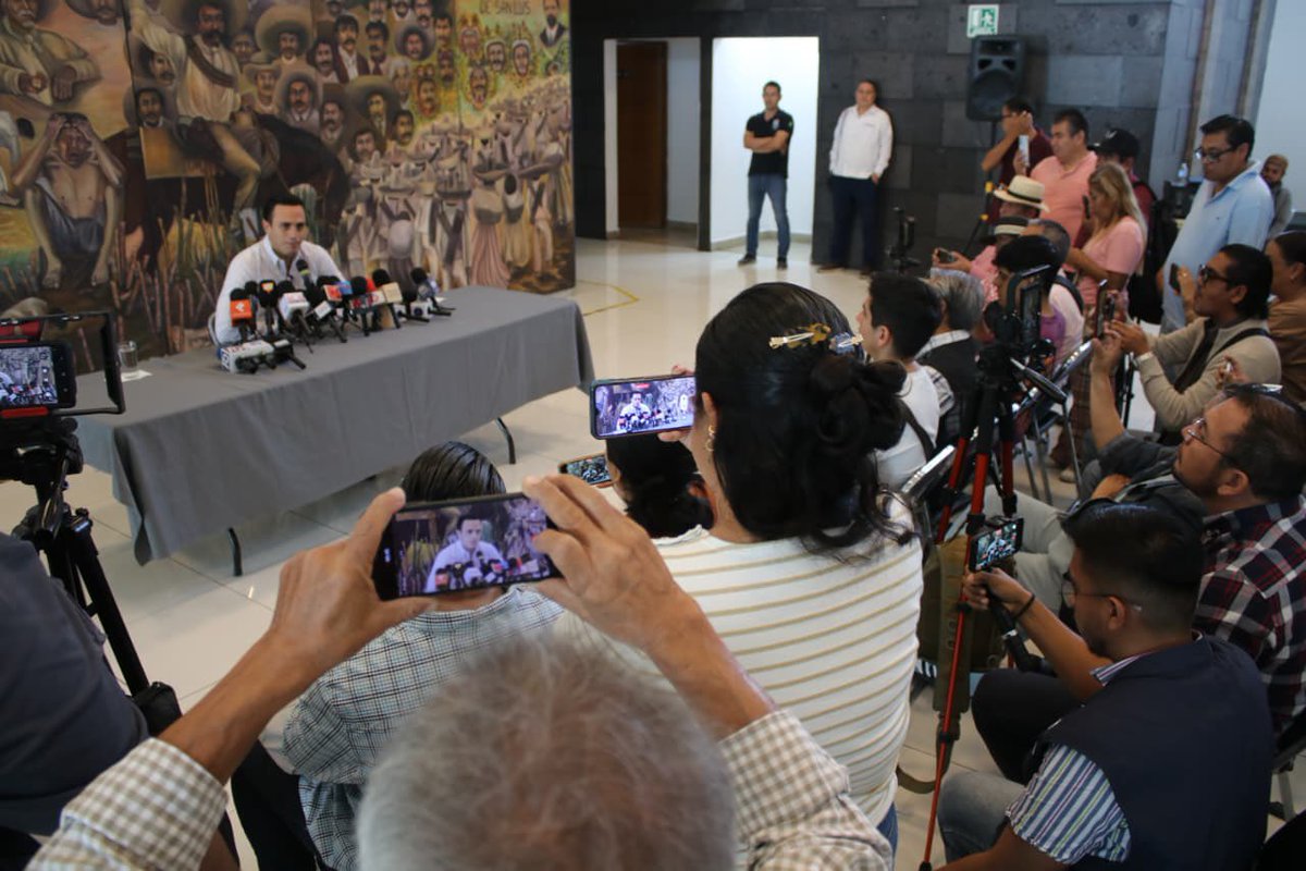 El dirigente estatal del PAN Morelos Daniel Martínez Terrazas, anunció el relanzamiento del PAN, como parte de una nueva etapa de fortalecimiento y renovación del partido.

Destacó que Acción Nacional mantiene sus puertas abiertas para aquellos que deseen participar.