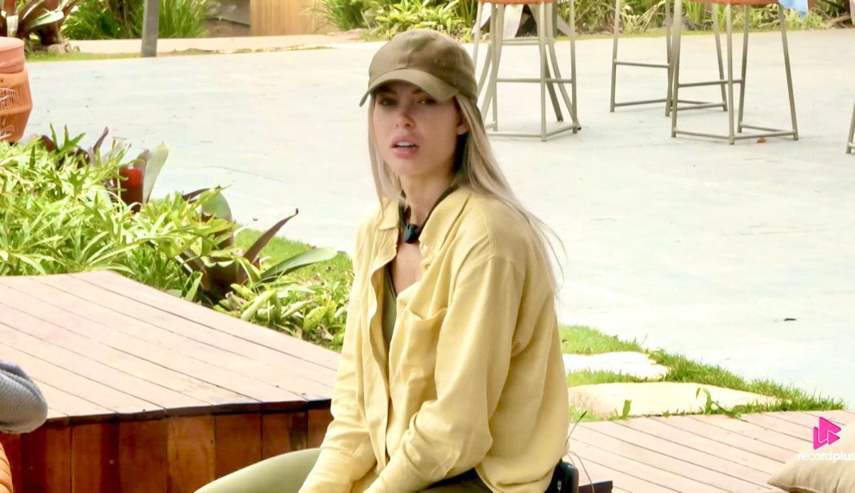 raituita_'s tweet image. eu amo tanto ela 🥹❤️ #TeamSaory