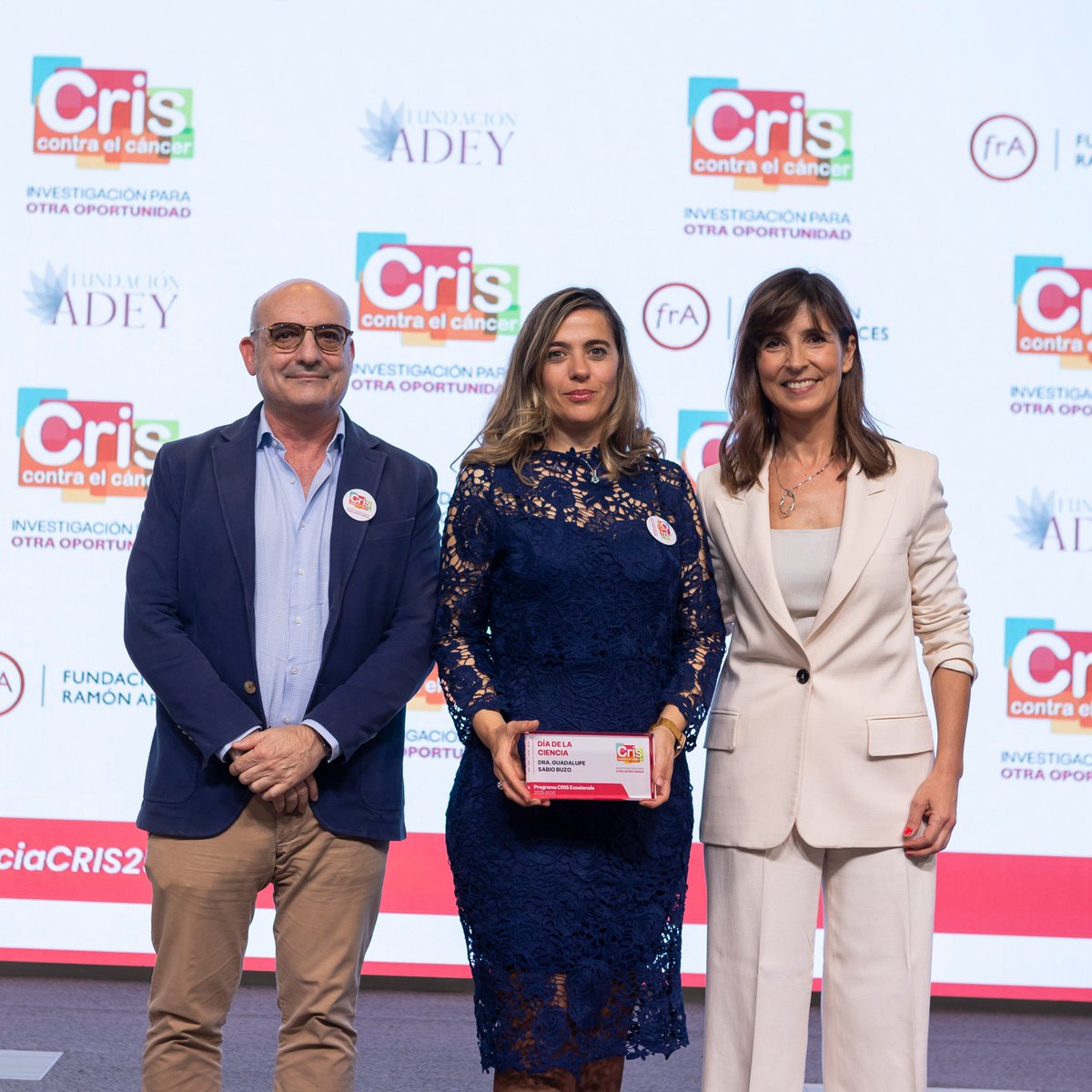 criscancer's tweet photo. 🔴Enhorabuena @Gsabiolab, que desde el @CNIO lidera el proyecto ADIPOHealth, recientemente galardonado con la prestigiosa #ERCSyG de @ERC_Research 

Orgullosos de apoyar a una investigadora tan extraordinaria, cuyo trabajo refleja el efecto multiplicador de #CRISContraelCáncer.👏 https://t.co/NSO7G0VDLU