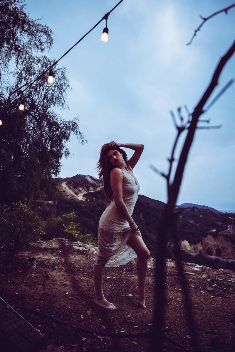 We didn’t have a lot of time as the sun was setting…but we took advantage of every second !!!
Model: <a href="/nicole_raexx/">Nicole Rae</a>