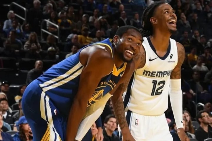 #RDC NBA: Jonathan Kuminga réalise une entame de saison exceptionnelle avec les Golden State Warriors. Il a marqué 24 points avec 9 rebonds et 3 passes décisives malgré la défaite (116-121) devant les Sacramento Kings pour le compte de la 9ème journée de la saison régulière