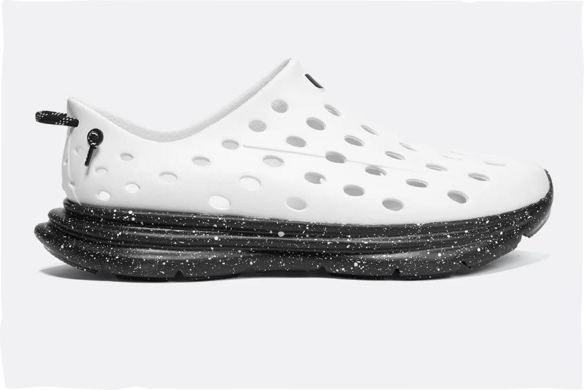 active's tweet image. Discover the top picks for fall running shoes in the Kane 2025 Fall Shoe Guide! Perfect for every runner, these shoes combine comfort, style, and performance. Elevate your run this season! #FallRunning #ShoeGuide
buff.ly/kJlNqoy