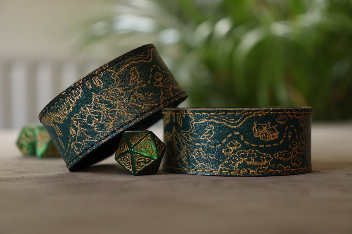 SpeechlessBard's tweet image. Three convention weekends in a row is exhausting... 😪

But, we'll be setting up for the last one (Spellenspektakel @ Utrecht, Netherlands) tomorrow and will have LOADS of pretty #TTRPG goodies with us!

See you there?

#Spellenspektakel #leatherwork #dnd