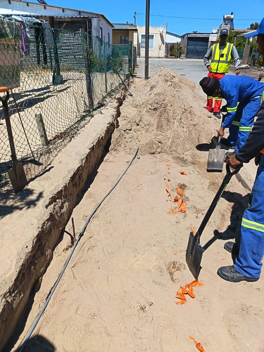 DA HOPEFIELD tweet media