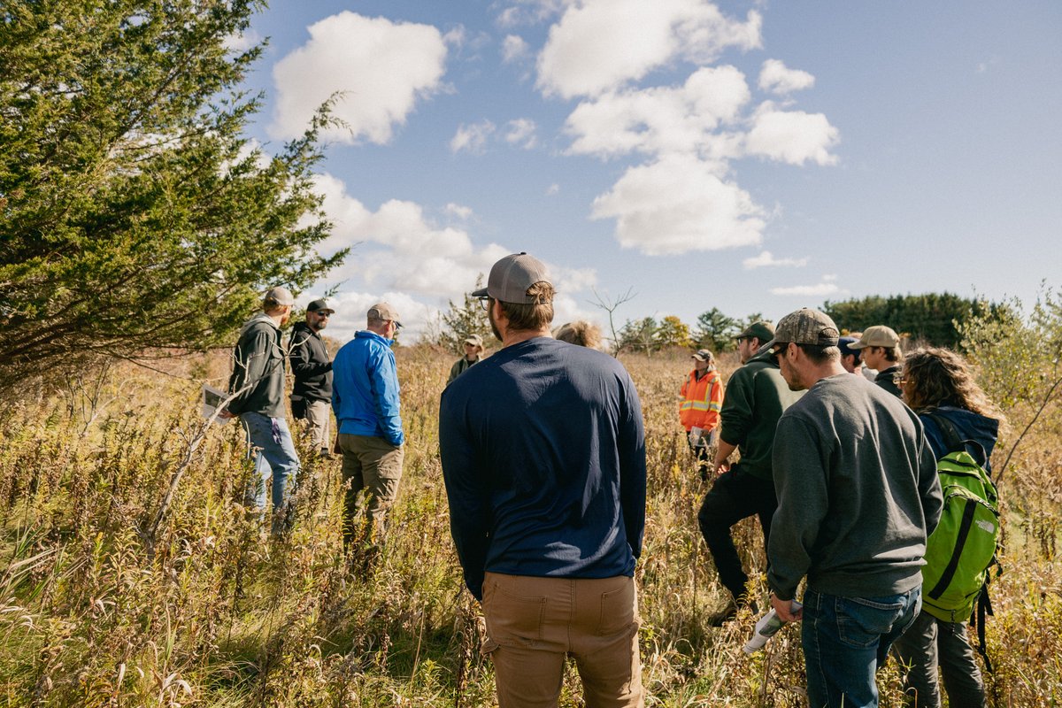 longpointca's tweet image. We had such a fun time with @forestscanada and our neighbouring CAs during the fall field tour! We took a  tour around the Long Point Region watershed to visit various partnering tree planting sites and had some knowledge sharing discussions at each stop 🌲🍂
