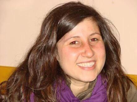 Bundan 11 yıl önce yitirdiğimiz #KaderOrtakaya’nın Özgürlükçü Gençlik’te yayımlanan yazılarının derlemesini sizlerle paylaşıyoruz.

ozgurlukcugenclik.org/kader-ortakaya…

Pedagojik Formasyon Almak Uğruna Psikolojimiz Bozuluyor-Ekim 2010

Özgürlük Yolunda Öğrenci Gençlik-Mart 2011

Akp’nin