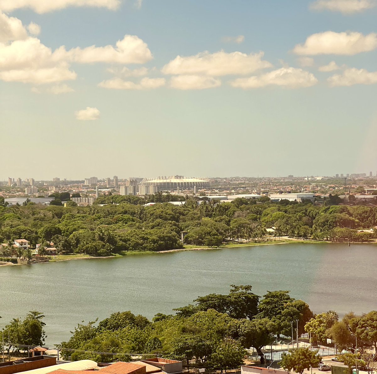 Cheguei na Terra do Sol para viver o Clássico Rei! E com vista para o local da ocorrência de logo mais 👴🏻🦁