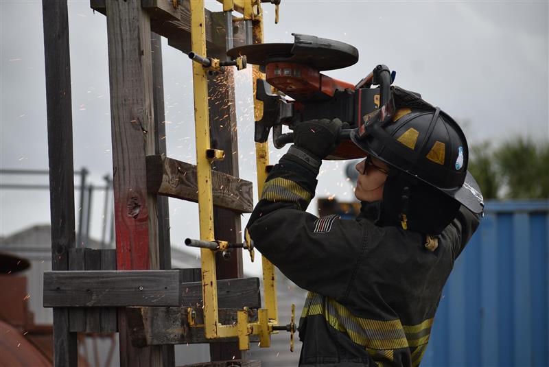 EaseAlert: Fire Fighter Alerting System tweet media
