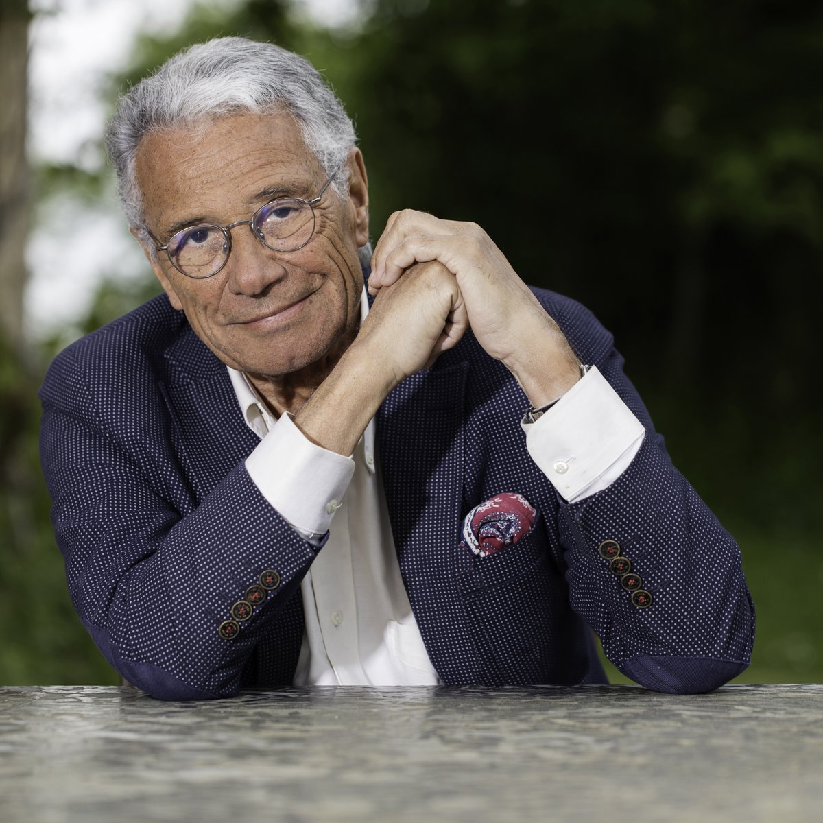 #Allauch #Culture
« Souvenirs d’Avenir » : la Galerie du Pôle Culturel va vibrer au rythme  des années « yéyés » de Jean-Marie Périer (du 22 novembre au  29 mars 2026)
👉facebook.com/allauch/