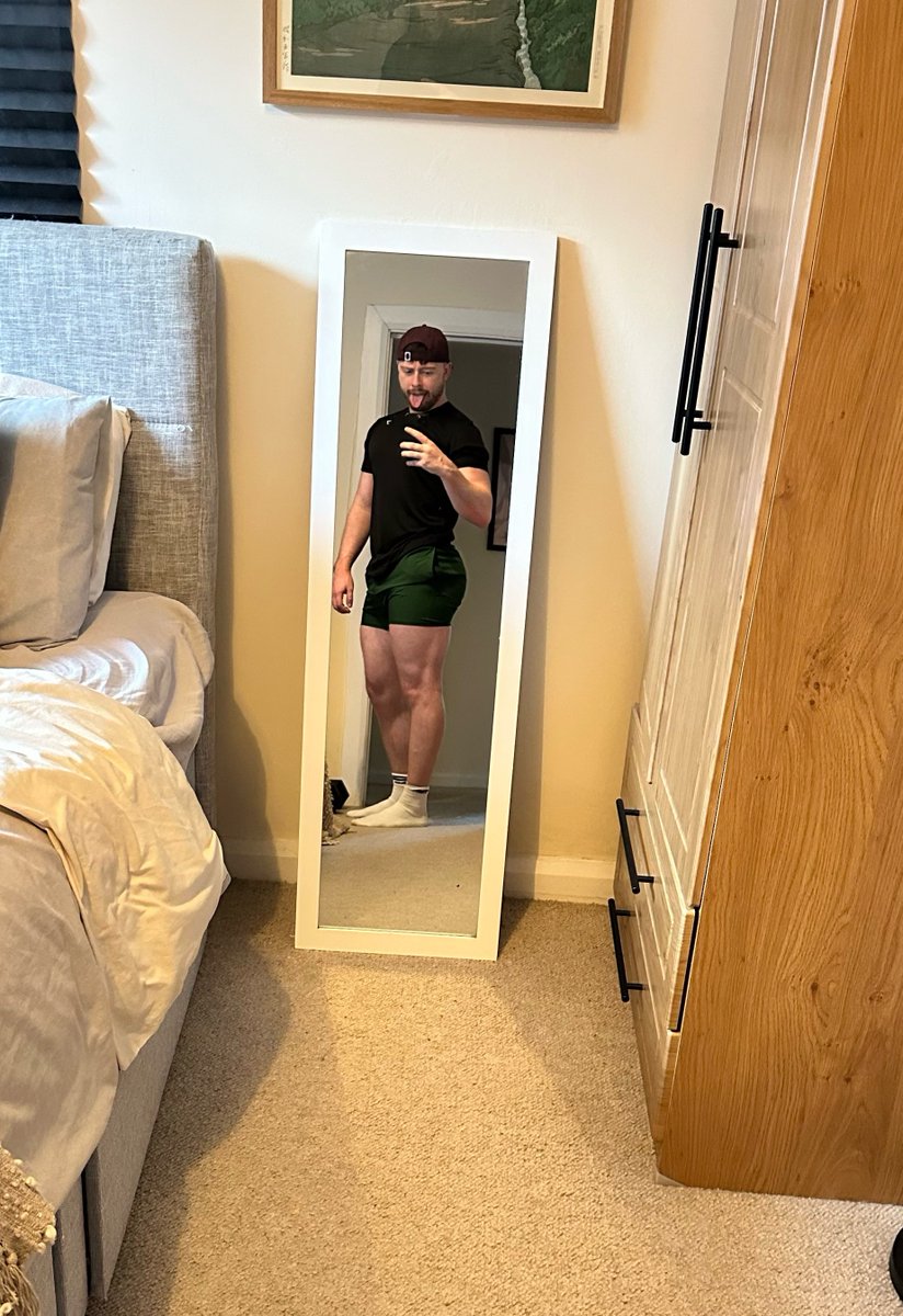 Nicholas Mullan tweet media