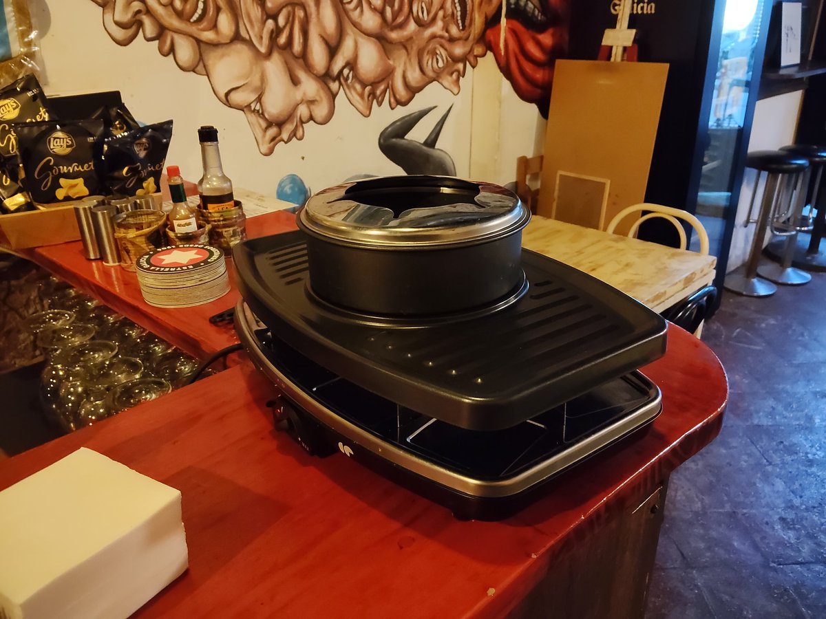 Eix Comercial Raval tweet media