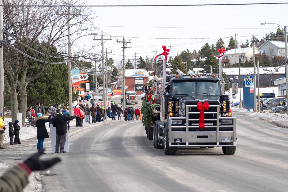The Town of Conception Bay South is now accepting float registrations for the 2025 Santa Claus Parade!

🎅Parade Date: Saturday, December 6, at 10 am
📅The deadline to register a float or parade group is Friday, November 28

Join the magic!  
conceptionbaysouth.ca/parade-entry-f…