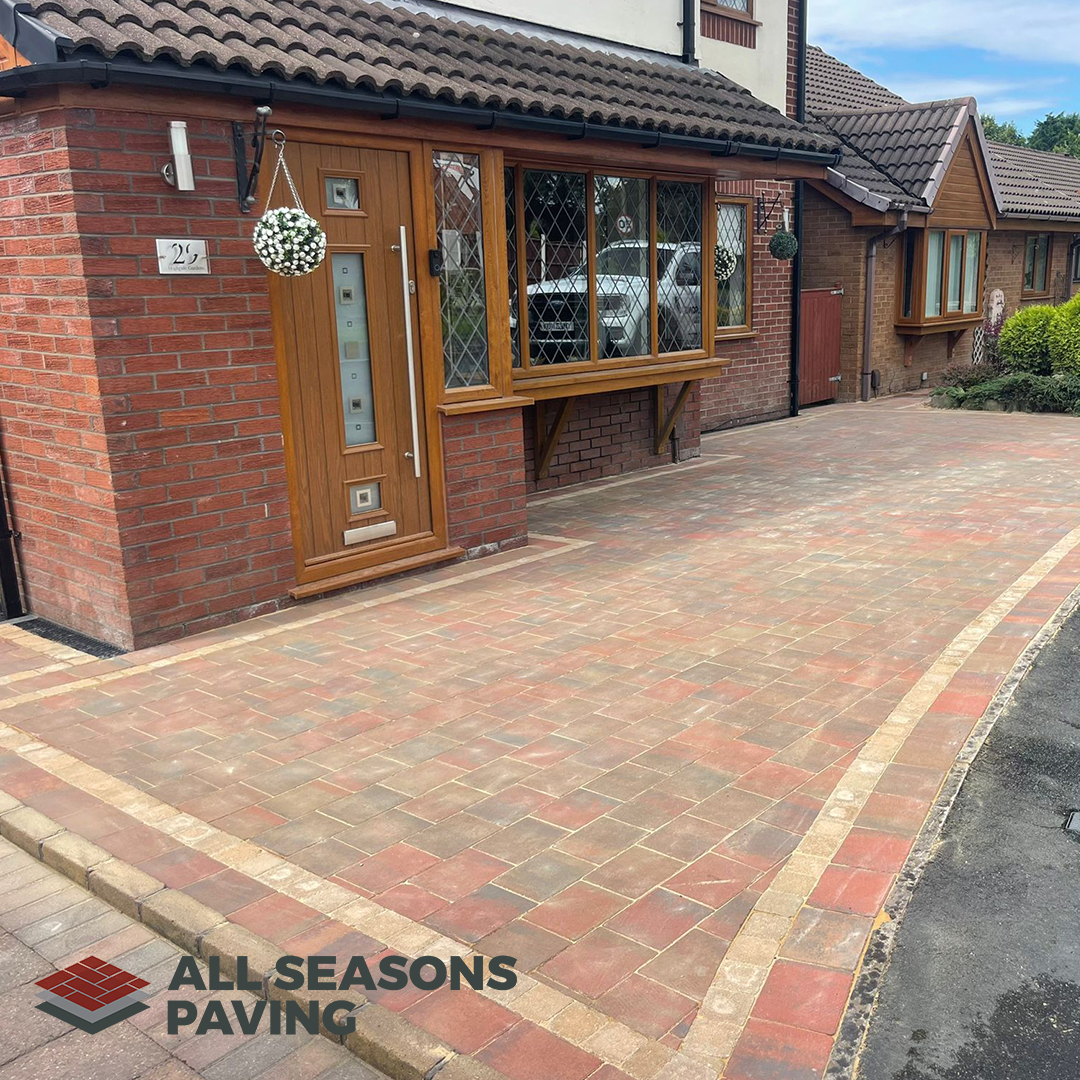AllSeasonsPav's tweet photo. All Seasons Paving uses high-quality materials and skilled installation techniques to make sure your block paving lasts for years to come. Get in touch today with the team to discuss your requirements: https://t.co/qfOasG47gG https://t.co/8gTVxAHqjA