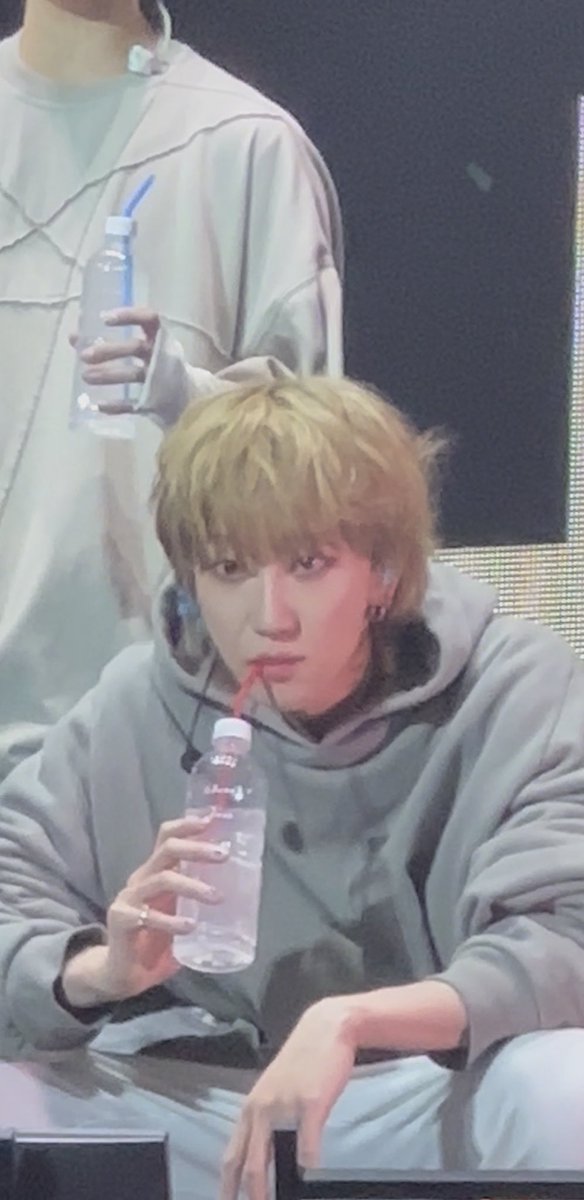 fav pics from last tour in honor of hao day