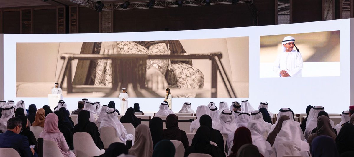 Salemalq's tweet photo. أطلقنا اليوم بالشراكة مع مكتب المشاريع الوطنية.. وضمن أعمال الاجتماعات السنوية لحكومة دولة الإمارات استراتيجية الهوية الوطنية كخارطة طريق لتعزيز الانتماء والاعتزاز بالهوية الوطنية.. وتجسيد روح الاتحاد.

كل الشكر لسمو الشيخة مريم بنت محمد بن زايد آل نهيان على الدعم والجهود في ترسيخ الهوية الوطنية.