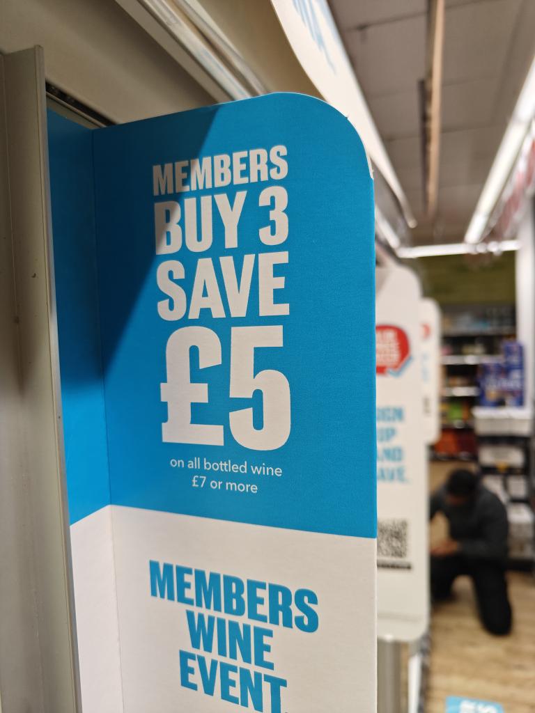 jonsmithgore's tweet photo. The signs were all over the store! https://t.co/zQfbTHzEUa