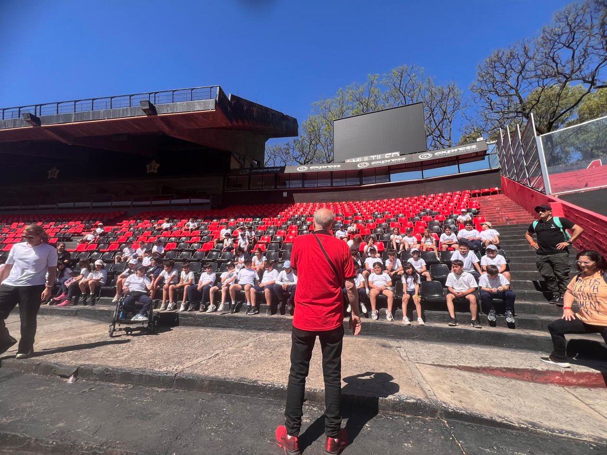 #Cultura 🔴⚫️♾️

Recorrido institucional con los niños de 5to grado de la Escuela Fiscal primaria n° 177 "Esteban Echeverria" de la localidad de Teodelina, Santa Fe.
Gracias por visitarnos!