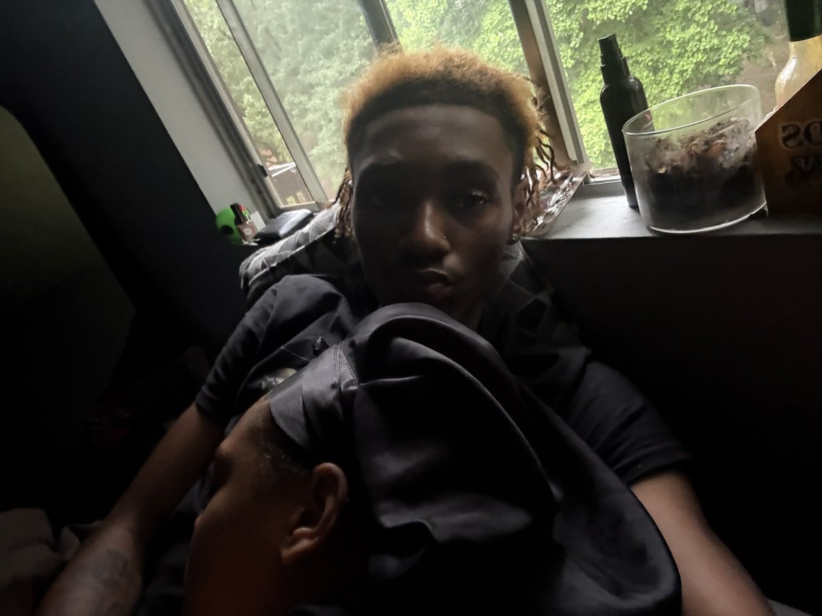 ragotta3rdleg's tweet photo. imma get active again realll soon…yall jus needa rmb i do ts fa me n not yall😂…also we r open to any women who wants to join us &amp; cum play🥰❤️‍🔥 https://t.co/b44bAxDrEj