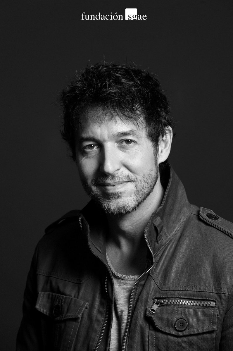 Festicinehuelva's tweet image. La Fundación SGAE organiza 𝘊ó𝘮𝘰 𝘤𝘰𝘯𝘷𝘦𝘳𝘵𝘪𝘳 𝘶𝘯 𝘨𝘶𝘪𝘰𝘯 𝘦𝘯 𝘪𝘮á𝘨𝘦𝘯𝘦𝘴. 𝘗𝘶𝘦𝘴𝘵𝘢 𝘦𝘯 𝘦𝘴𝘤𝘦𝘯𝘢, 𝘱𝘶𝘦𝘴𝘵𝘢 𝘦𝘯 𝘤𝘶𝘢𝘥𝘳𝘰 𝘺 𝘱𝘶𝘦𝘴𝘵𝘢 𝘦𝘯 𝘴𝘦𝘳𝘪𝘦, con Miguel Ángel Vivas.

Info 👉 acortar.link/uw8w0t

#AndalusianCrush #ViveAndalucia