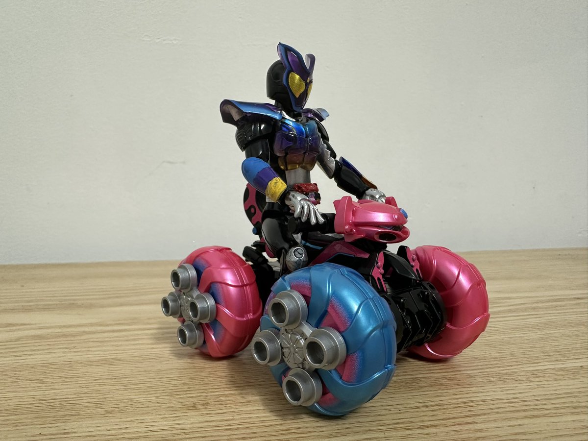 human_j030's tweet photo. So sorry that Blokees' Gavv bike isn't suitable for sodo🤨🤔 https://t.co/HaViWpd6GR