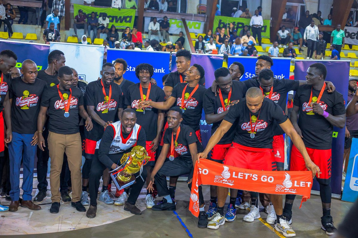 Namblazers's tweet photo. Championship pics 

📸@NajimalL 

#BlazingUp https://t.co/y7qnio6Sm9