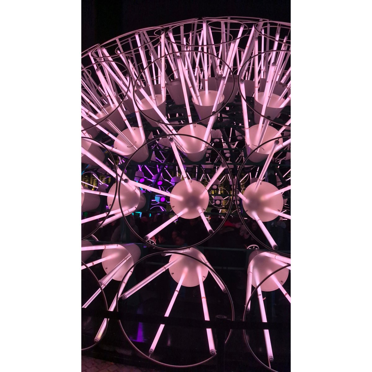 Juki_W's tweet image. River of Light 2025 💡✨️

Julaayy.blogspot.com/2025/11/river-…

#blog #blogger #fblog #fblogger #liverpool #liverpoolblog #liverpoolblogger #riveroflight #riveroflight2025 #riveroflighttrail #thescienceoflight  #Albertdock #royalalbertdock #cultureliverpool #visitliverpool