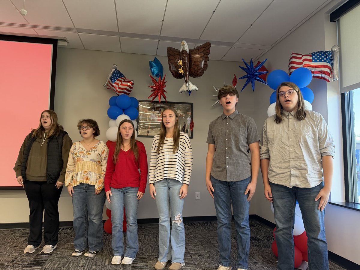 Choir section leaders spreading good cheer and thanks at the Cuivre River Electric Co-op Veteran’s Day event. Well done! #oWnit