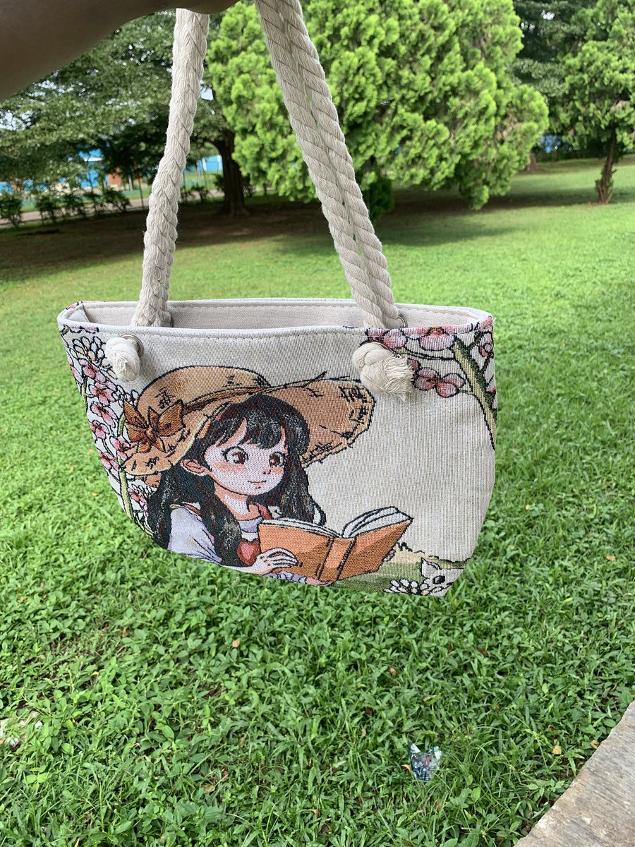 ChibisHub's tweet photo. G or H https://t.co/jCK4agARsW