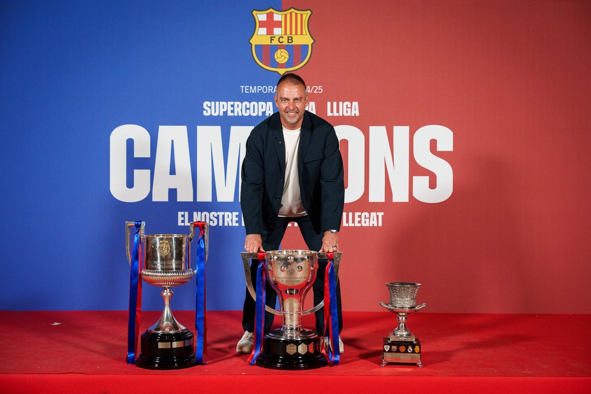 CuentaMister's tweet photo. Expertos a los que debo creer y confiar en ellos como culé que soy:

Lluis Carreras: 0 títulos como entrenador
No se que Aguet: 0 títulos como entrenador
Henry: Casi desciende al Mónaco
Gullit: Despedido en 1 mes tras malos resultados en la Liga Rusa.

A quien NO debo creer como culé y en quien no debo confiar: Flick