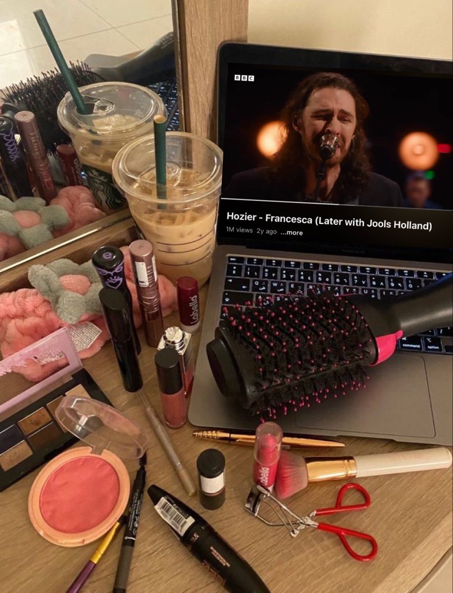 sonofnics's tweet image. girl therapy