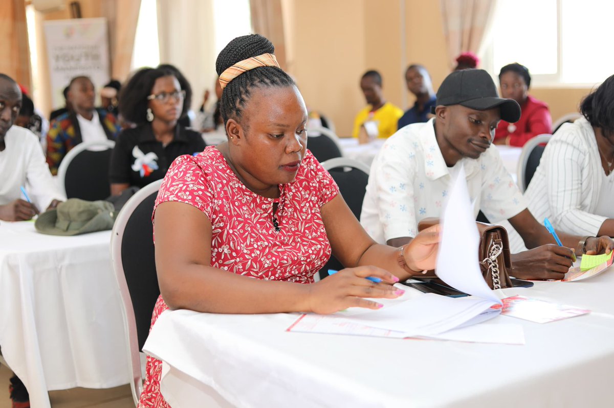 OpenSpaceUganda's tweet photo. 📸Snapshots of participants actively engaging and sharing bold ideas for a violence-free election.

#Youth4PeaceUg
#ReadyToStand https://t.co/4X3Y1RHgmw