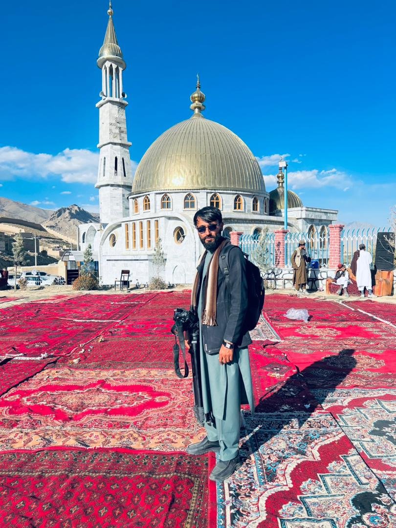 RafiullahArman9's tweet photo. د بیا رغونې او آبادۍ له چارو راپور جوړول مې د کاري جریان د خوښې وړ برخه ده https://t.co/Aa9CFrURWG
