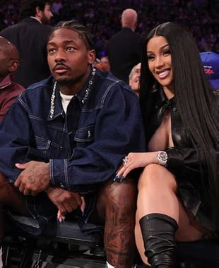 FearedBuck's tweet photo. A paternity test has confirmed that Cardi B’s boyfriend, Stefon Diggs, is the father of IG model Aileen Lopera’s baby girl

Lopera’s attorney, Tamar Arminak, told Page Six: “Now that the child’s paternity has been established and Mr. Diggs has acknowledged his daughter, my client hopes they can work together to be great parents to their child”
