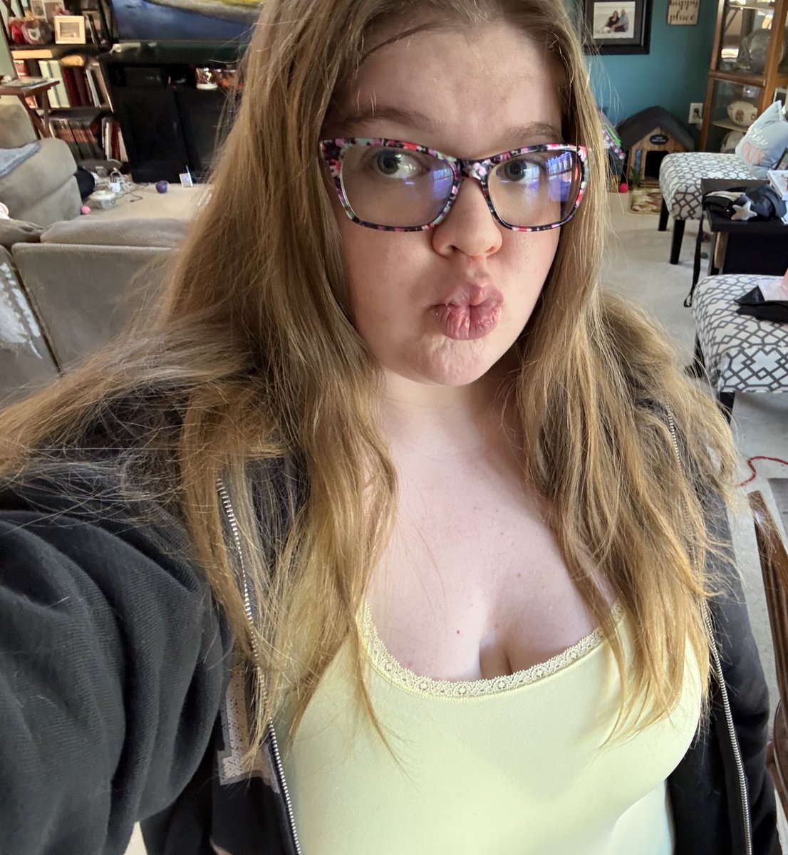 hi i feel so pretty today so sharing this ❤️‍🔥 might end up deleting