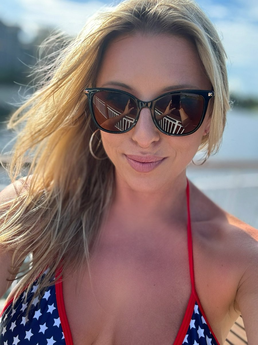 MilfordPlace's tweet photo. Catching rays ☀️ https://t.co/QTVmFz2eey