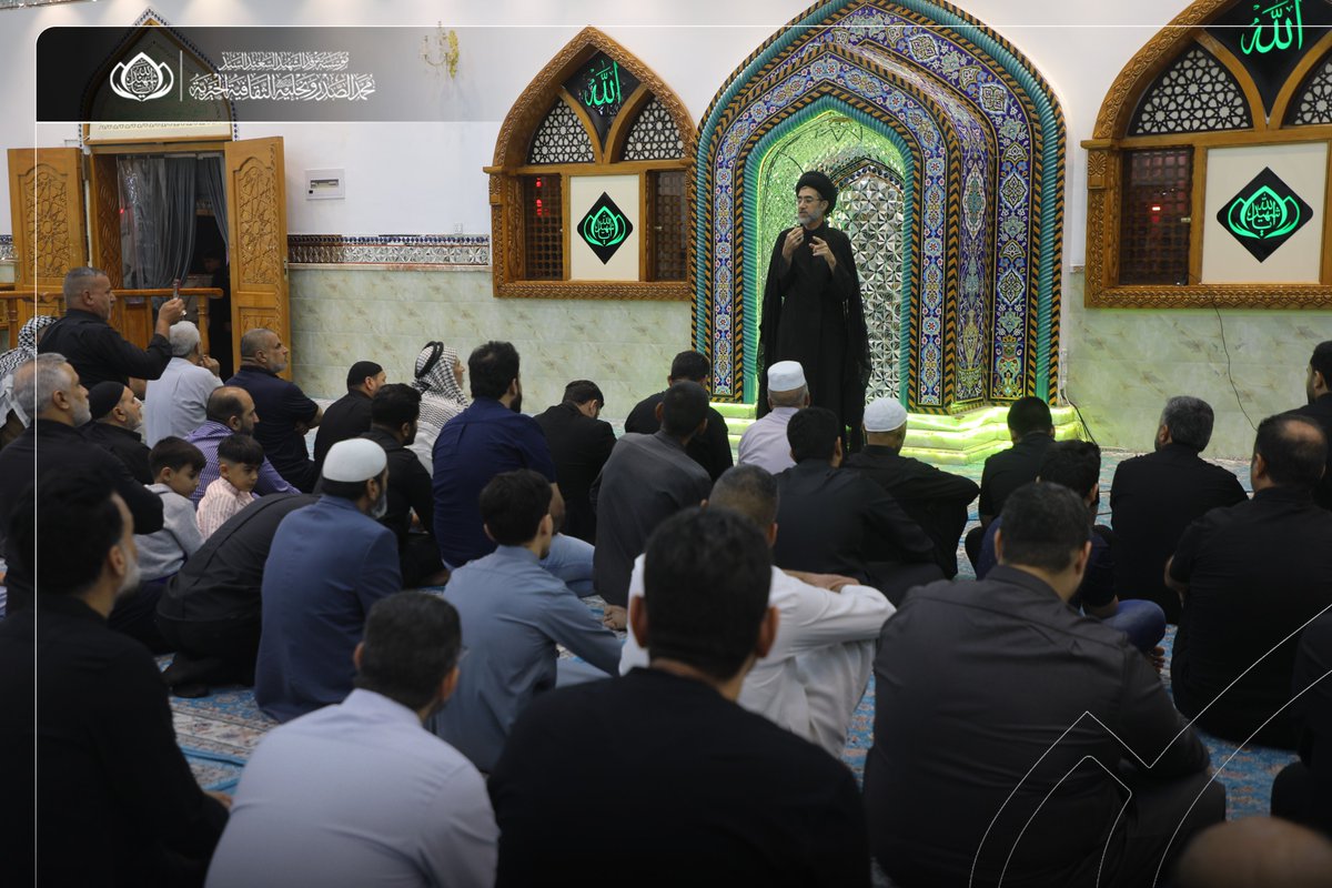 بالصور .. اجواء ليلة الجمعة المباركة من مرقد الشهيد السعيد السيد محمد الصدر ونجليه ( قدست أسرارهم ) في وادي السلام .
تقبل الله منكم صالح الأعمال .
الحسابات الرسمية لمؤسسة المرقد الطاهر: linktr.ee/m_alsadr