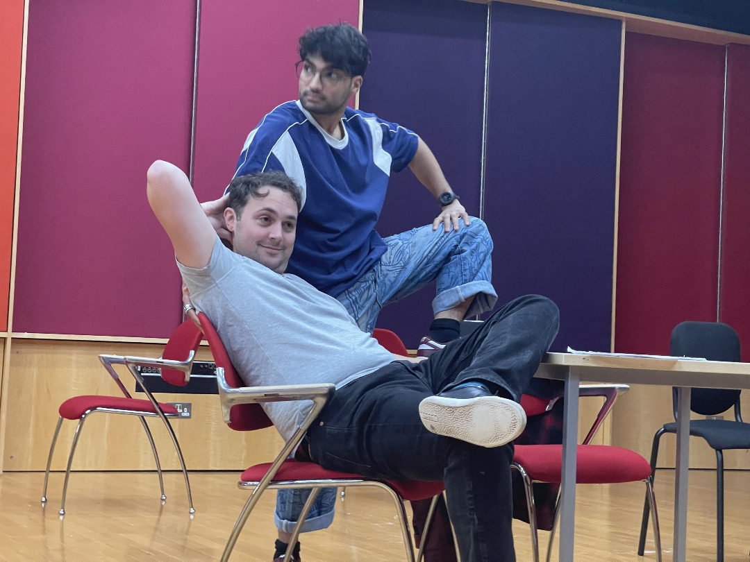 Tonight is the final performance of #MagnusLive The Hilltop at The Clapham Grand. This is, to our knowledge, the first ever full, professional theatrical stage adaptation of a fiction podcast. (1/3)