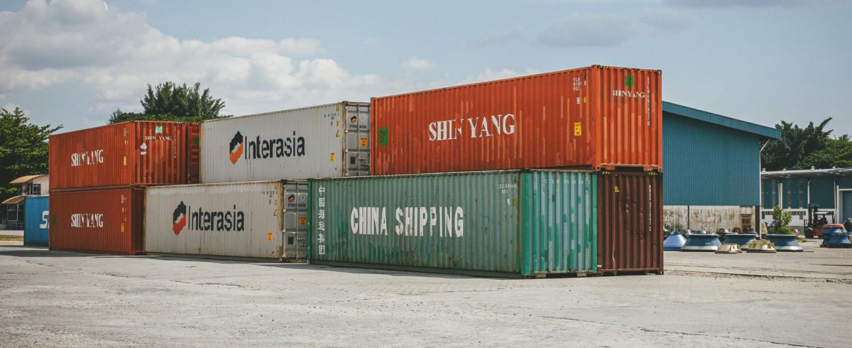 DHA eNews: DHA documents Asia's illegal trade practices in comments to USTR, buff.ly/rtGsFZ3

#Hardwoods #Hardwood #Trade #USTR