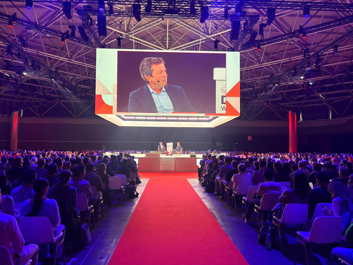 Data_AI_Summit's tweet image. That’s a wrap, Amsterdam 🇳🇱!

Thank you, everyone, from our customers to partners and community, for being part of it.

As Benelux gets ready for the future of AI Apps and AI Agents, we&apos;re getting ready for our next stop on the #DataAIWorldTour in EMEA. See you soon, Milan!