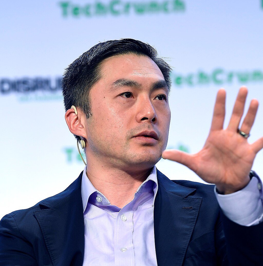 zephyr_z9's tweet image. &amp;gt;be Alfred Lin
&amp;gt;Taiwanese kid, Harvard applied math
&amp;gt;drop out of Stanford PhD
&amp;gt;sell LinkExchange to Microsoft: $265M
&amp;gt;run Zappos, sell to Amazon: $1.2B

&amp;gt;join Sequoia, become Midas List #1
&amp;gt;back Airbnb, DoorDash, Reddit
&amp;gt;everything I touch gets acquired
&amp;gt;2022: fund Kalshi…