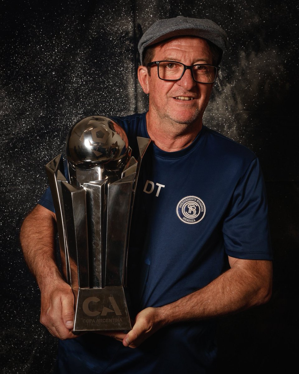 SEÑORAS Y SEÑORES, CON USTEDES… DON ALFREDO BERTI, EL FLAMANTE DT CAMPEÓN DE LA 13º EDICIÓN DE LA COPA ARGENTINA 🏆🇦🇷
