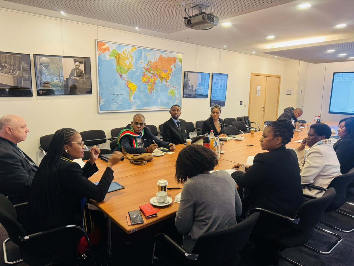 Yesterday, I had the privilege of chairing and leading our delegation’s session with South Africa’s Heads of Mission in Central and Eastern Europe, hosted at our Mission to the EU in Brussels 🇿🇦🇪🇺 <a href="/JustSecuCluster/">Justice-and-security-Cluster</a> <a href="/ParliamentofRSA/">Parliament of RSA</a>