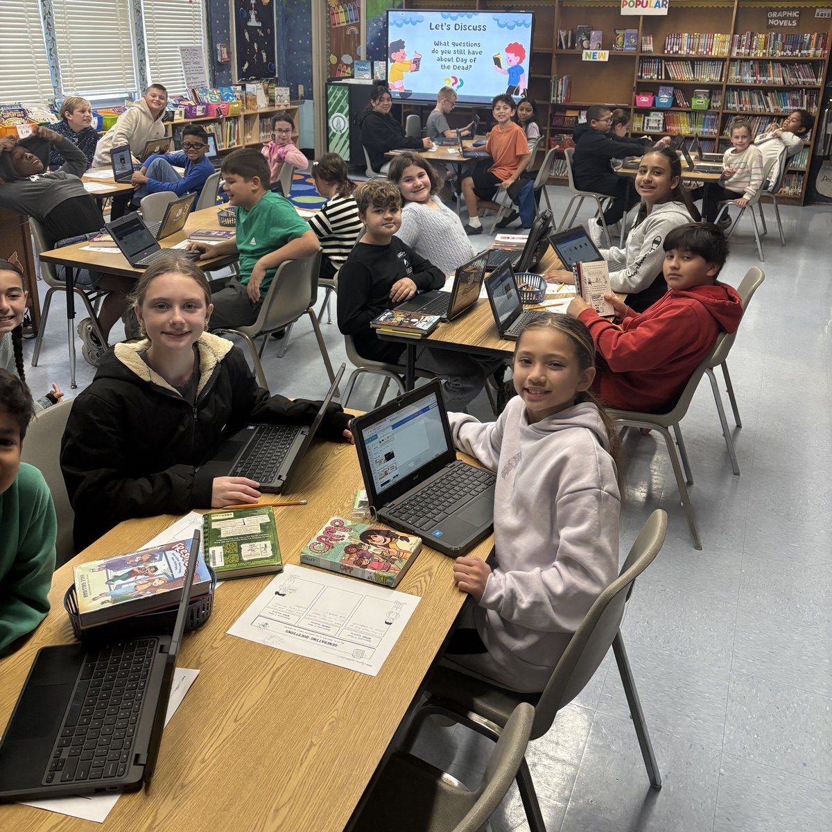 LUFSD_Libraries's tweet image. Celebrating the deep thinkers! Our Rall 4th and 5th graders are leveling up their literacy skills by generating insightful questions and evaluating website credibility.  @LindenhurstUFSD #LUFSD #LindyPride