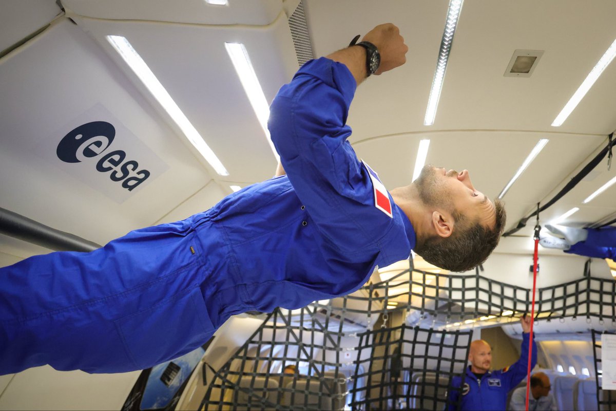 Air ZeroG ✈️ tweet media