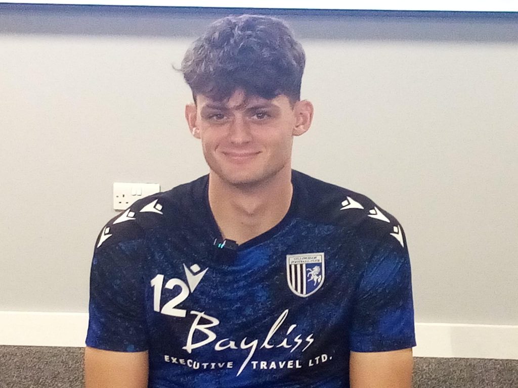 Gillingham head to Bristol Rovers this weekend looking to break their recent winless run with Seb Palmer-Houlden set to play his first ever game at the Memorial Ground despite being Bristol born.  kentsportsnews.com/gills-striker-… #Gills