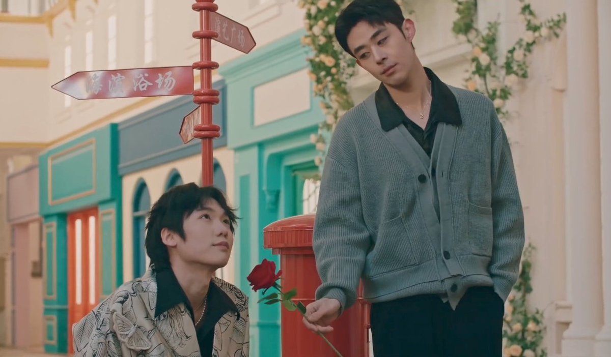 mniharuu's tweet photo. The cuties🌹🌹❤️❤️❤️
#荔枝树下热烈岛
#secretshappenedonthelitchiisland
#LiuYihe
#HuYichen https://t.co/nvRdGCd32E