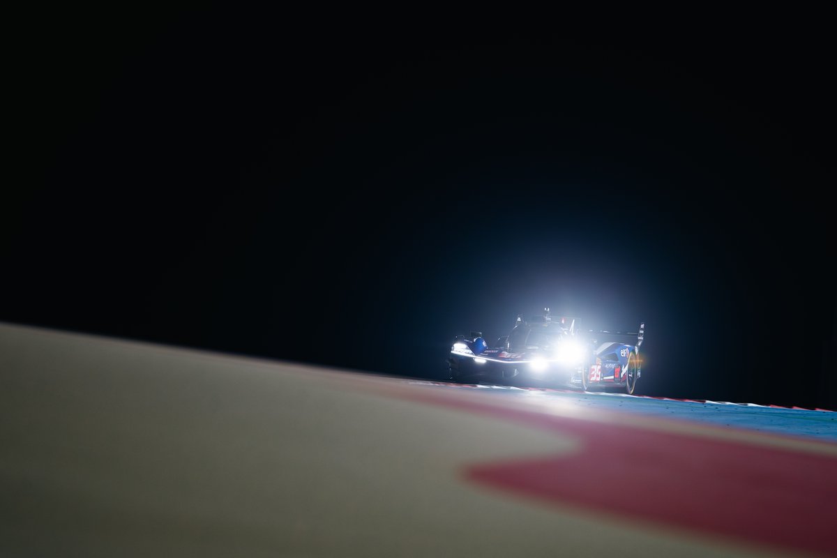 SignatechAlpine's tweet image. Name a car that shines more at night… I’ll wait ✨