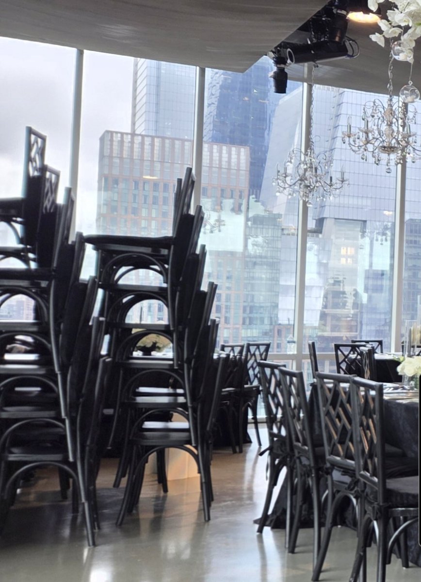 bethkushnick's tweet image. I recently had the opportunity to add #weddingplanner to my list of #design jobs when a private client trusted me with her special day. Just like #setdecoration, we stayed true to her #character and the event was pure elegance! Come back tomorrow for the big reveal. 🥂❤️